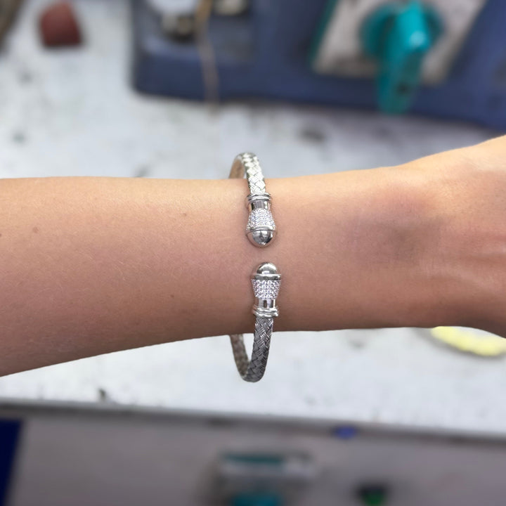 CUFF BRACELET 10