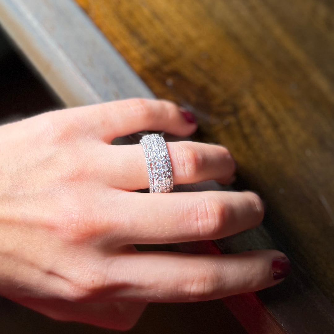 RING 135
