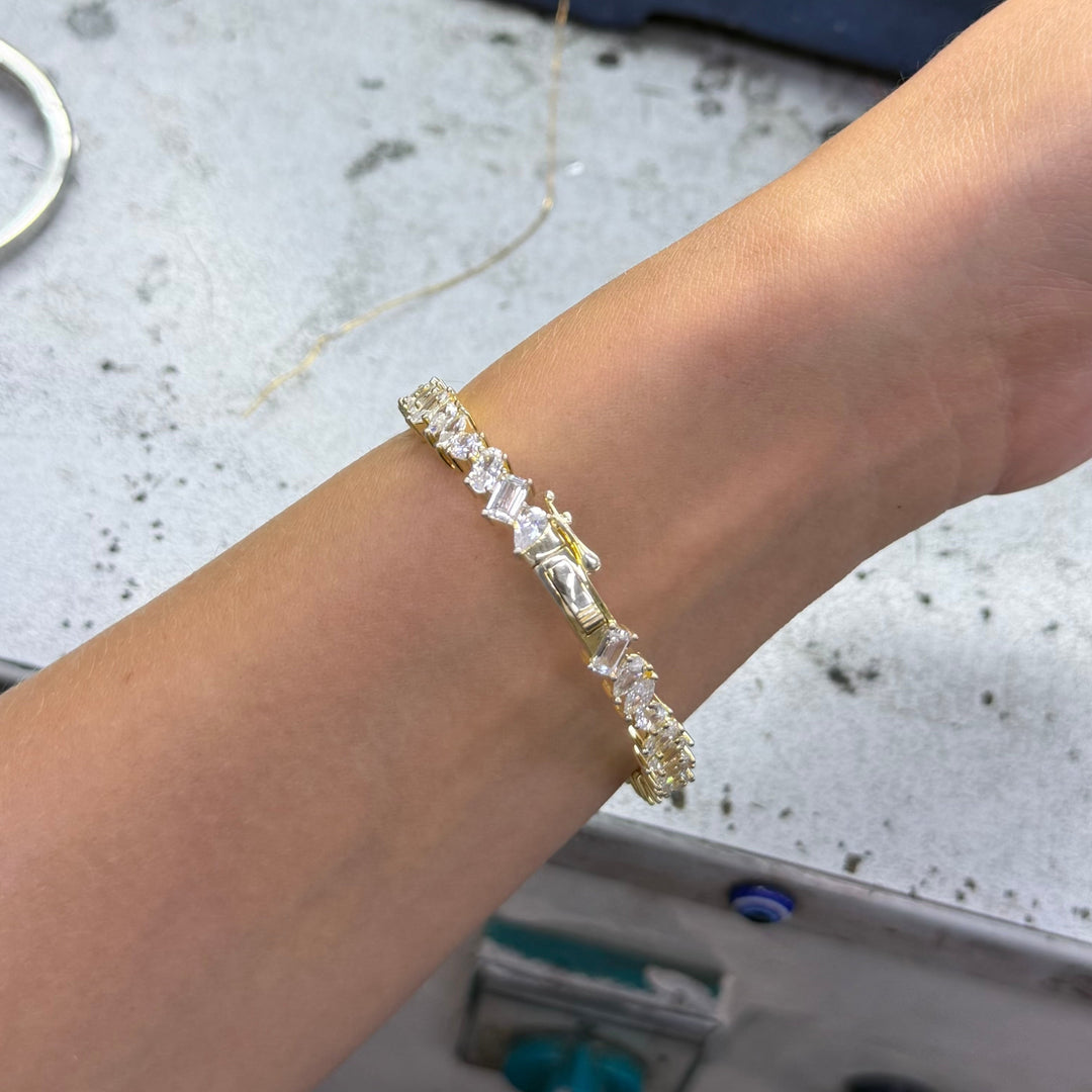CUFF BRACELET 15