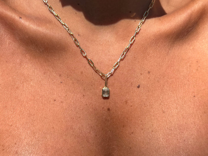 Neva Emerald Kolye Ucu