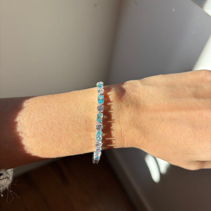 BRACELET 17