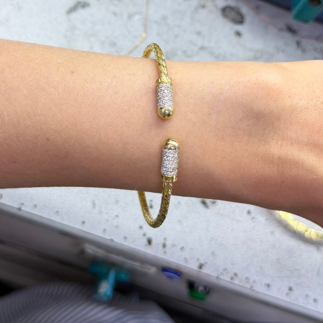 CUFF BRACELET 11